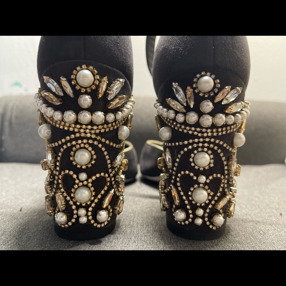 René Caovilla Block Embellished Heel